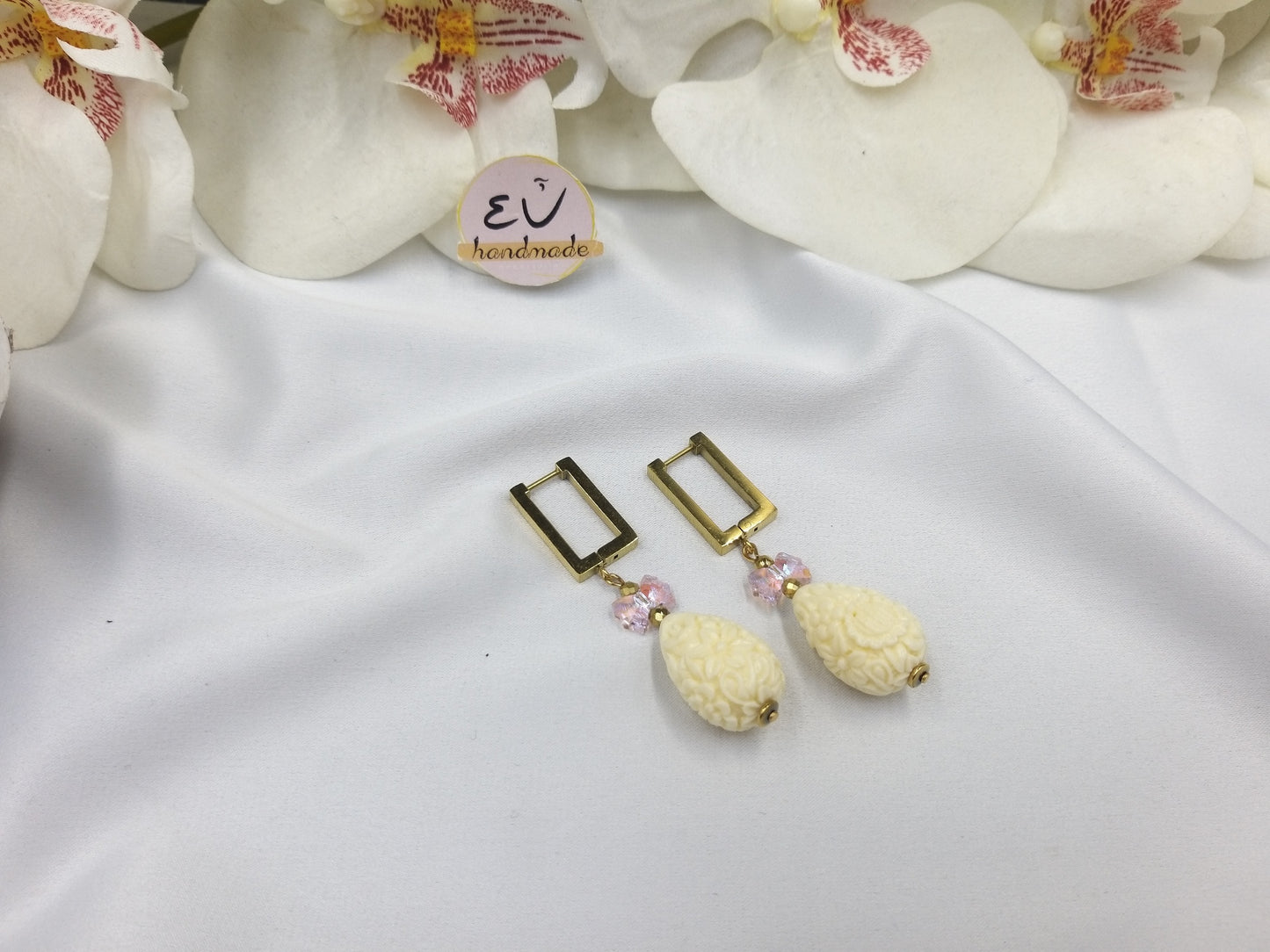 Χειροποίητα σκουλαρίκια με Ατσάλινο Κούμπωμα και Σκαλιστή Σταγόνα