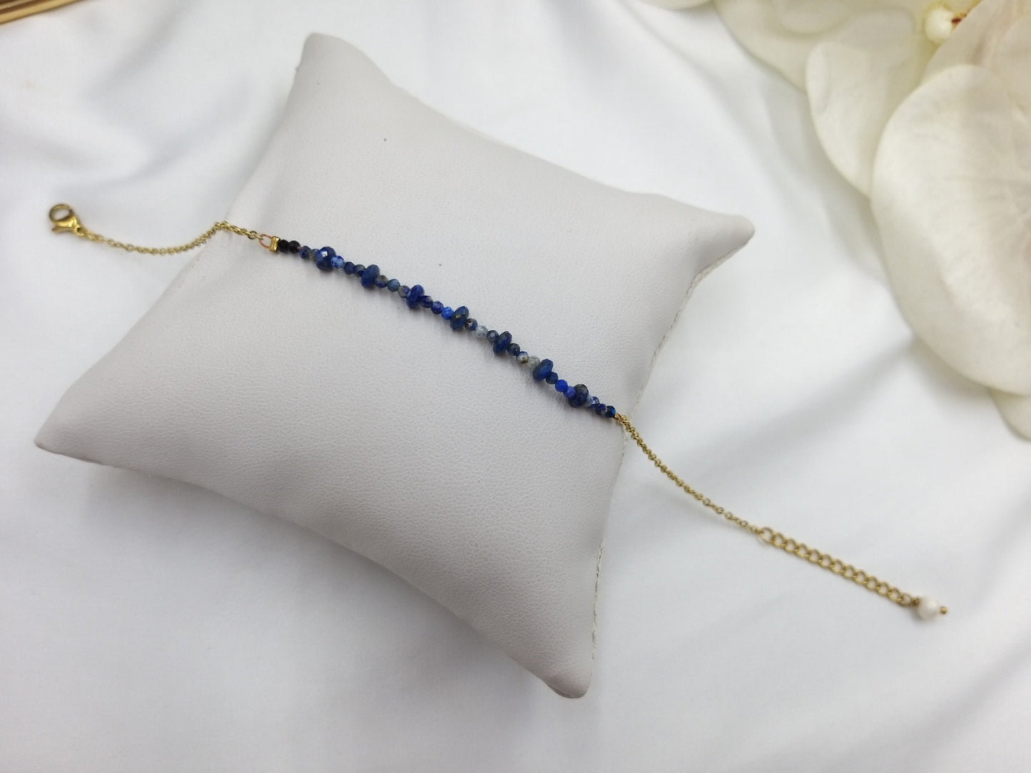 Χειροποίητο βραχιόλι λάπις λαζούλι με χρυσή αλυσίδα chic minimal