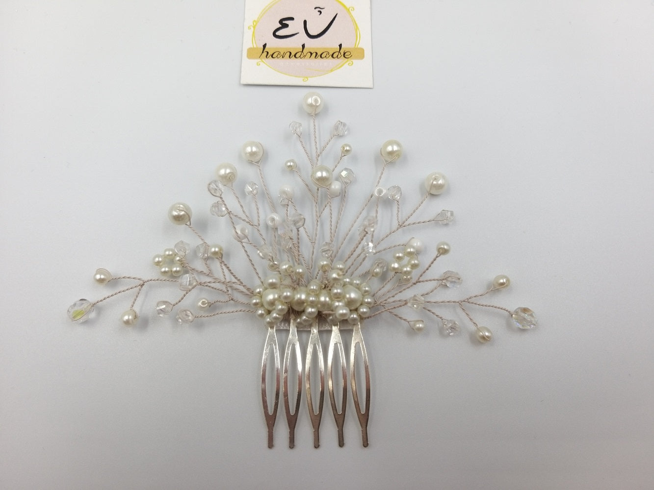 Χειροποίητο νυφικό μεταλλικό χτενάκι με πέρλες και κρύσταλλα