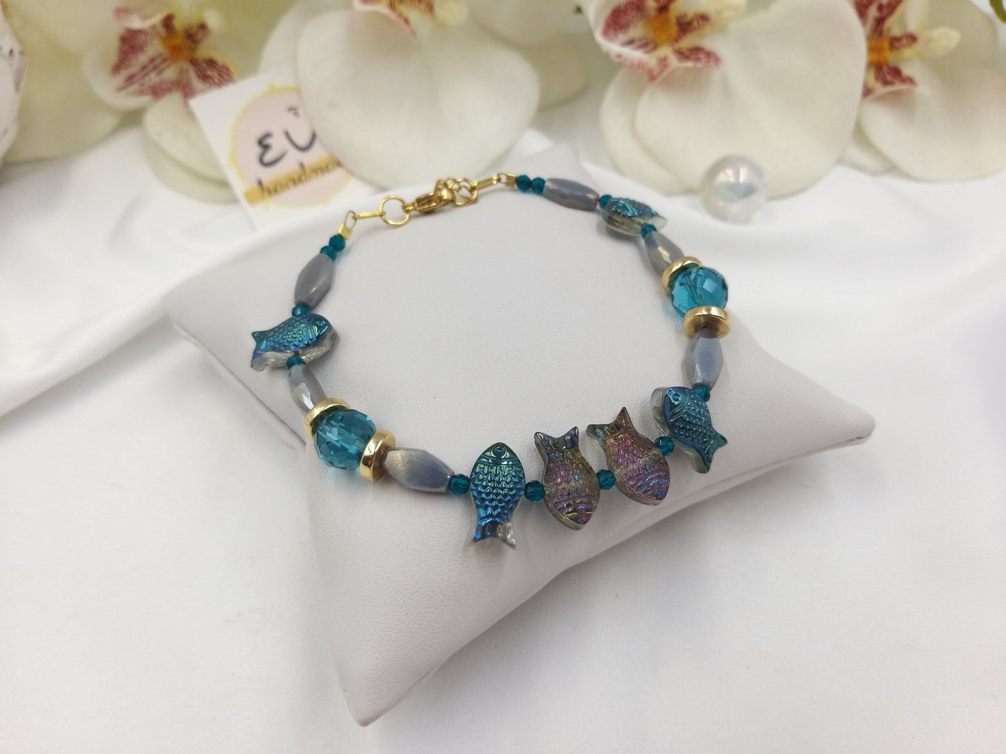 Χειροποίητο γυναικείο βραχιόλι με κρυστάλλινα ψαράκια