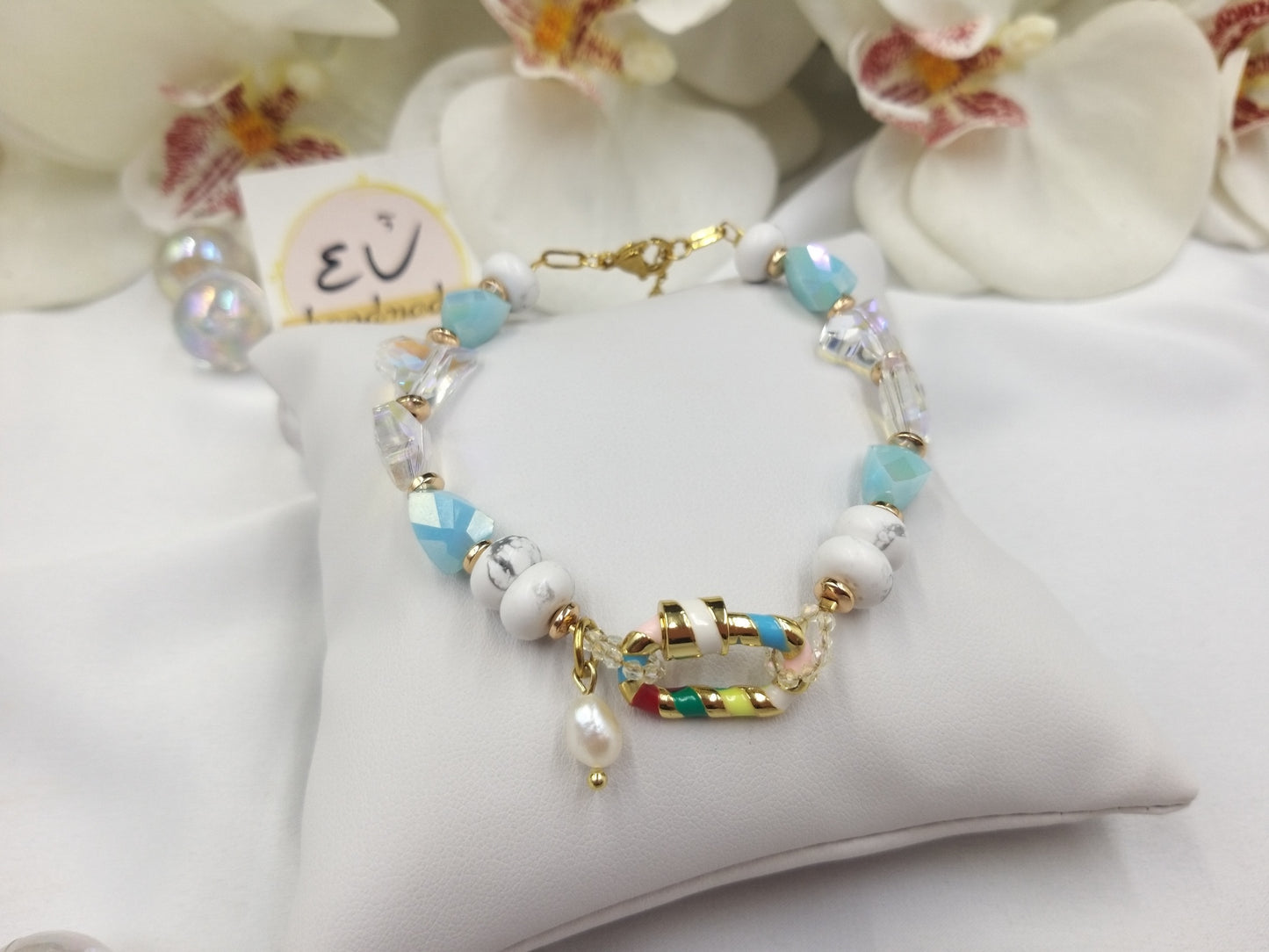 Χειροποίητο βραχιόλι με χρωματιστό σμάλτο κούμπωμα