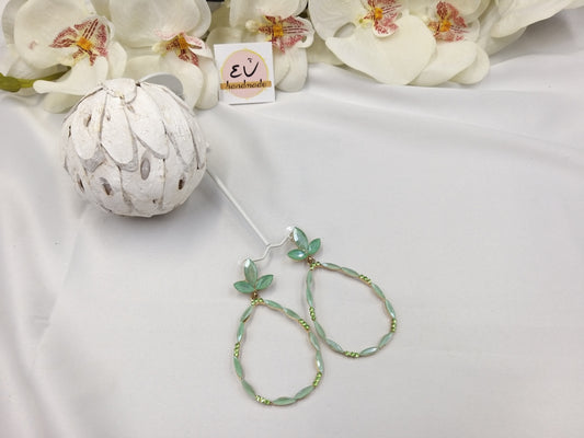 Χειροποίητα σκουλαρίκια δάκρυ με πέτρες στρας σε βεραμάν χρώμα