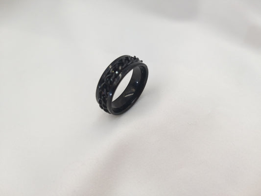 Ανδρικό ατσάλινο δαχτυλίδι Dragon Line σε μαύρο χρώμα, σύμβολο δύναμης και ελέγχου από την euhandmade