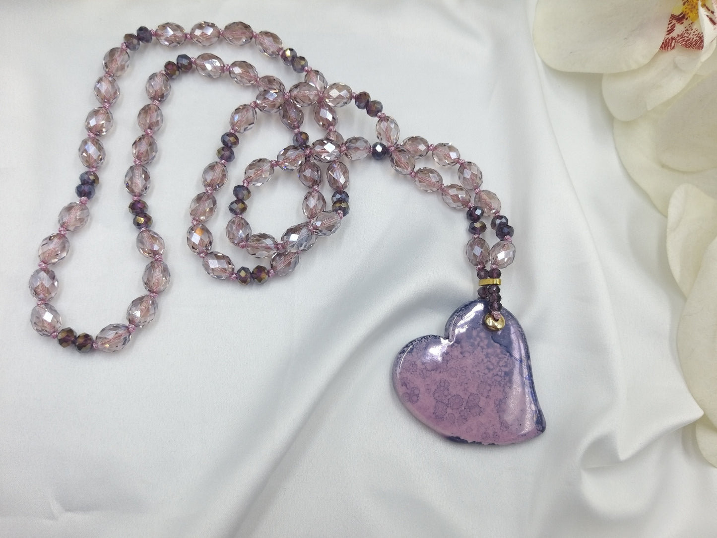 Χειροποίητο λιλά κολιέ με κρύσταλλα και μωβ pendant, euhandmade