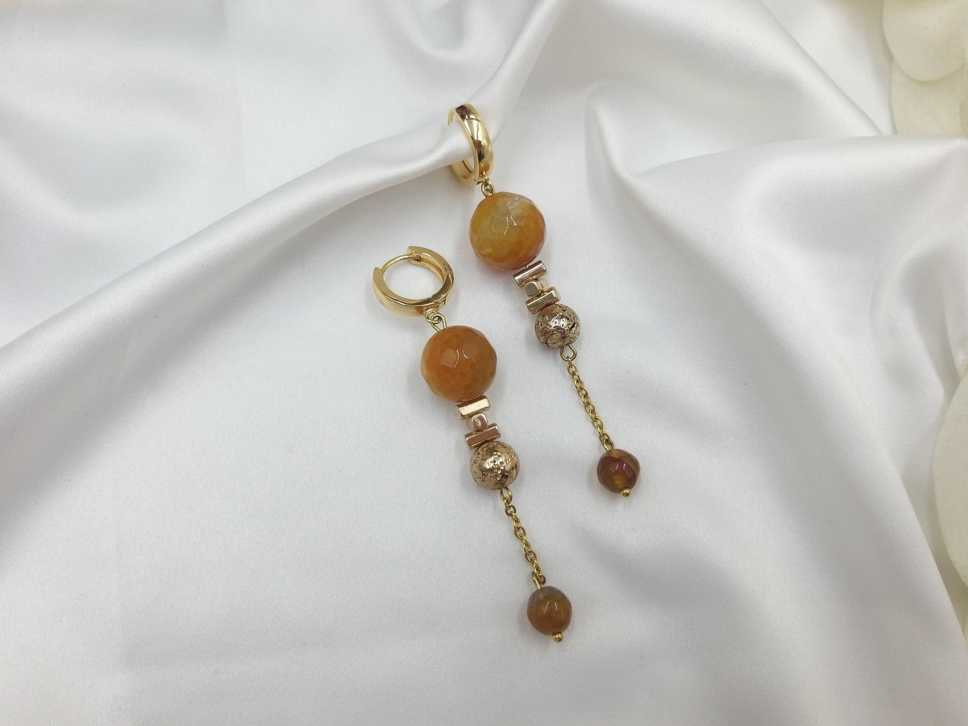 Μακριά σκουλαρίκια με χρυσή αλυσίδα και πέτρες αχάτη